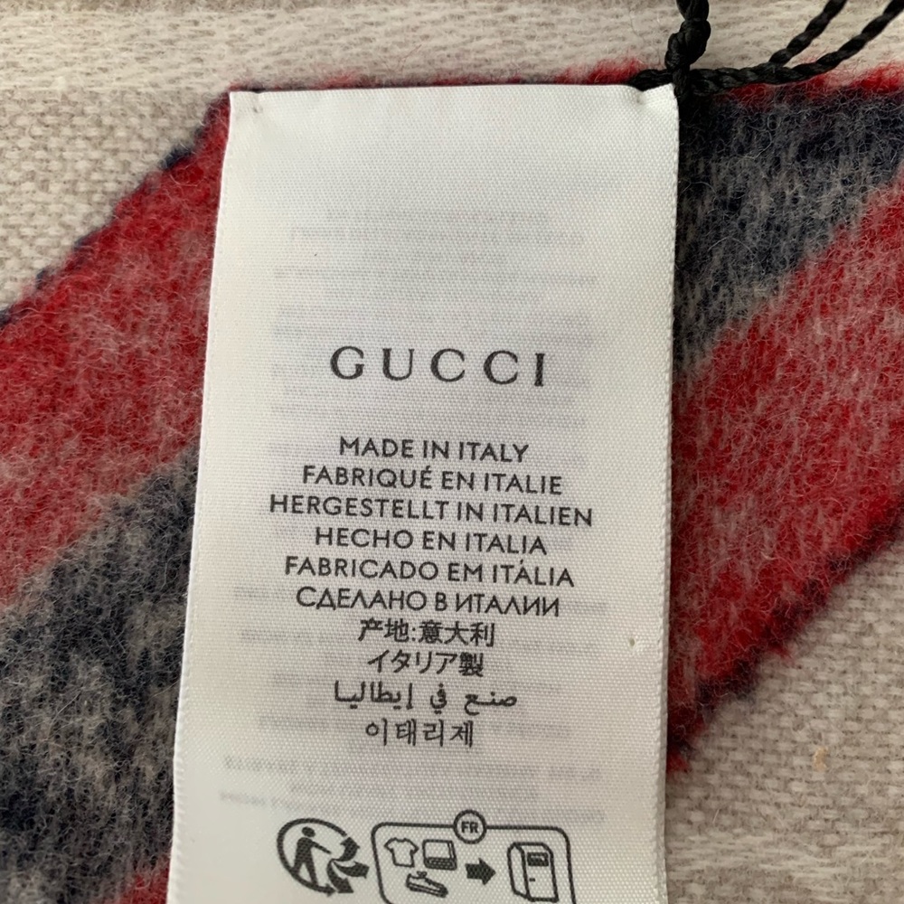 💝💝💝GUCCI AUTHENTIC NEW Wool Monogram Web Scarf, beige/blue/red💝💝💝 - Picture 9 of 15